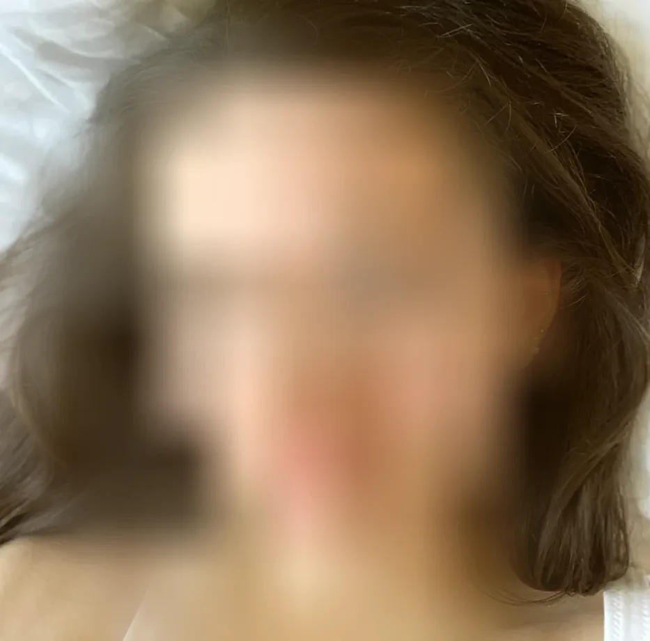Anna, 24