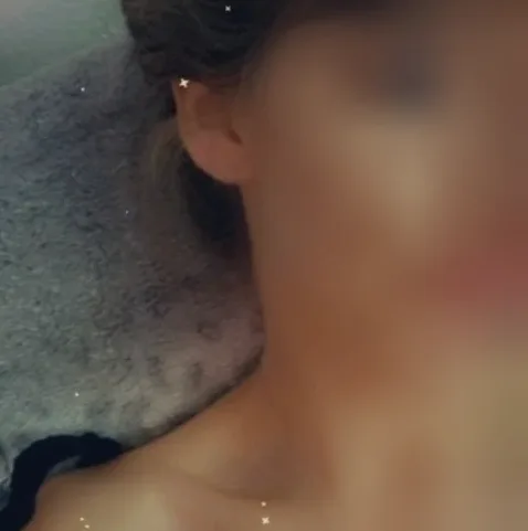 Emily, 26