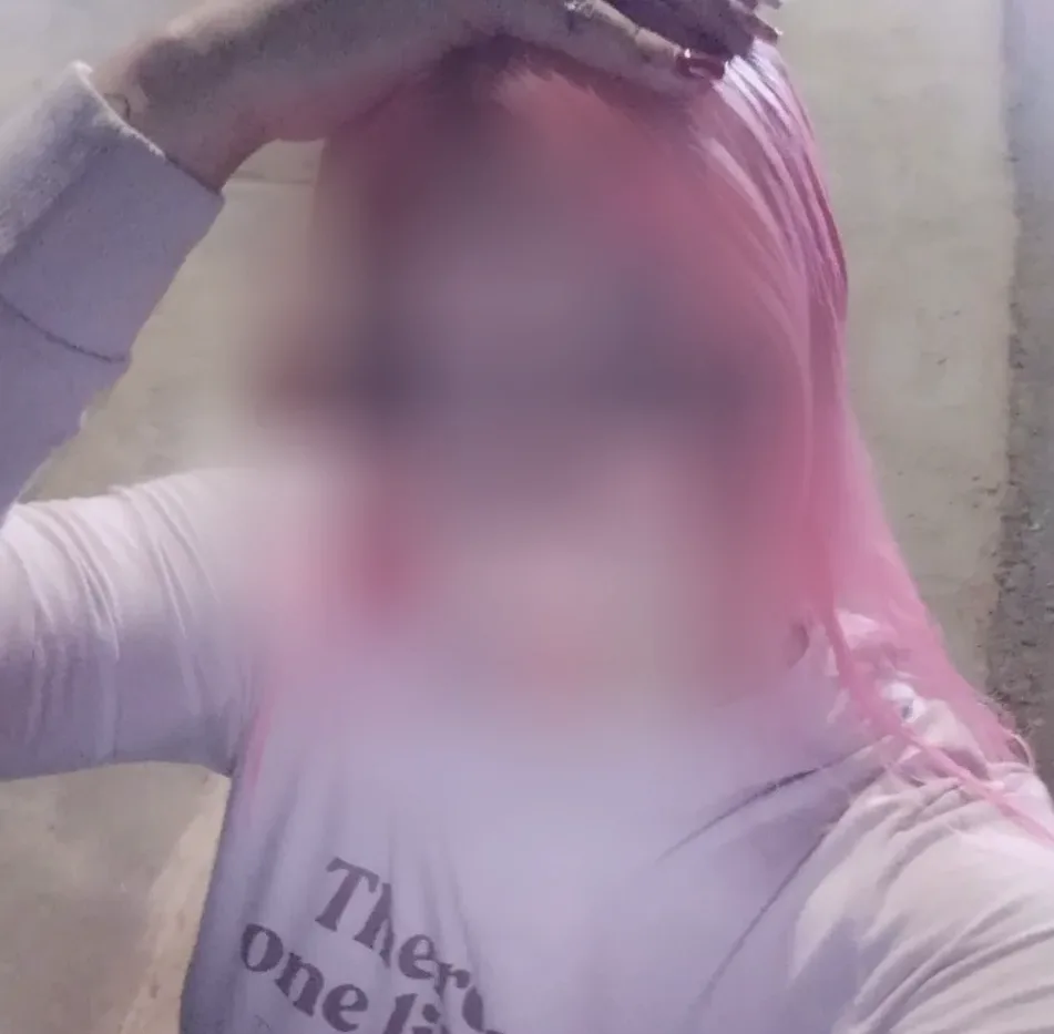 Marie, 22